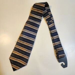 Pierre Cardin men's all silk tie new